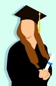Immagine di figura femminile con cappello di diploma in testa e certificato in mano